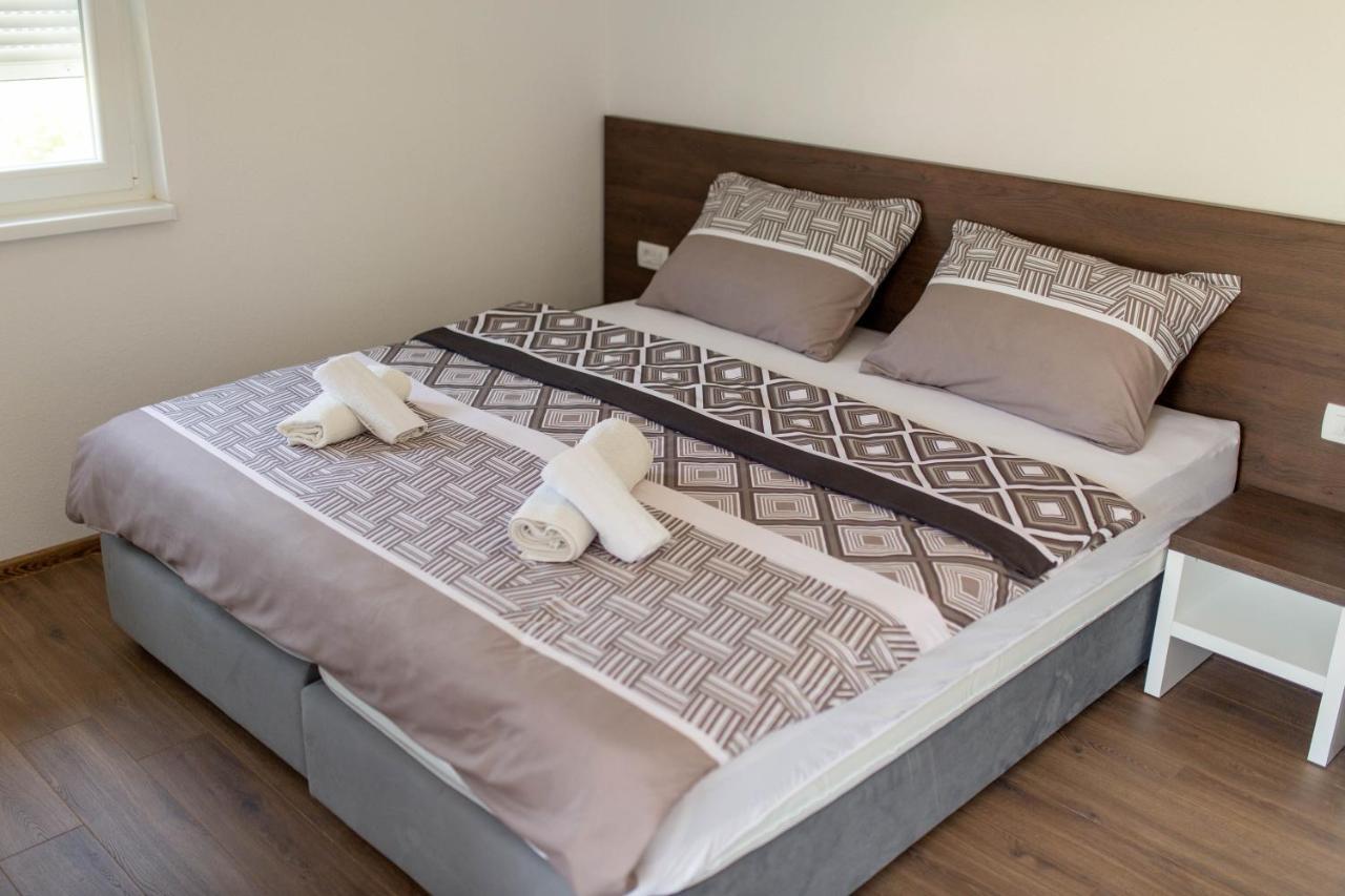 Apartmani Mia Prozor Екстер'єр фото