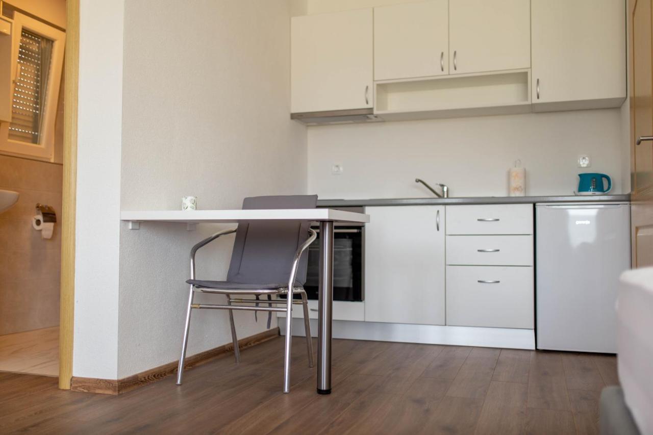 Apartmani Mia Prozor Екстер'єр фото